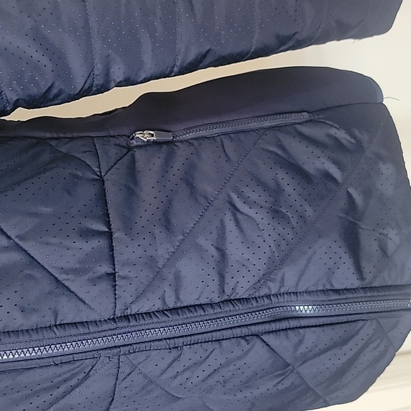 Fabletics, Size S, Fitted Navy Sedona Puffer Jacket, EUC! - Picture 3 of 10